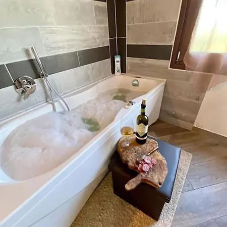 Ma'house- With Jacuzzi & Sea View- فيلة *